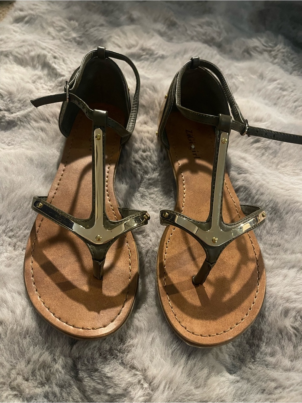 ZIGI girl Olive Green T-Strap Sandals with Gold Trim